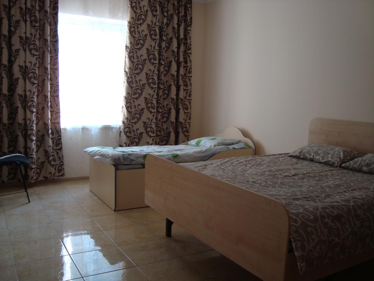 Hostel Sofia Житомир Экстерьер фото