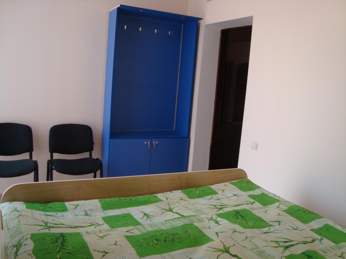 Hostel Sofia Житомир Экстерьер фото