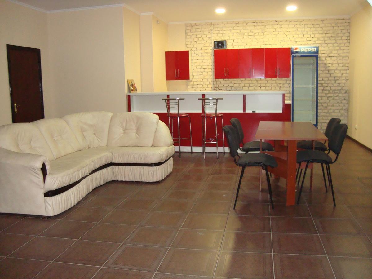 Hostel Sofia Житомир Экстерьер фото